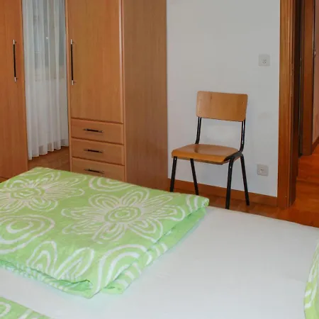 Rex App- 3 By Interhome Apartmán *